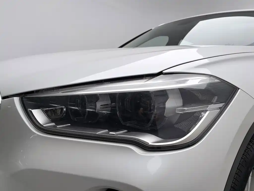 BMW X1 — миниатюра 7