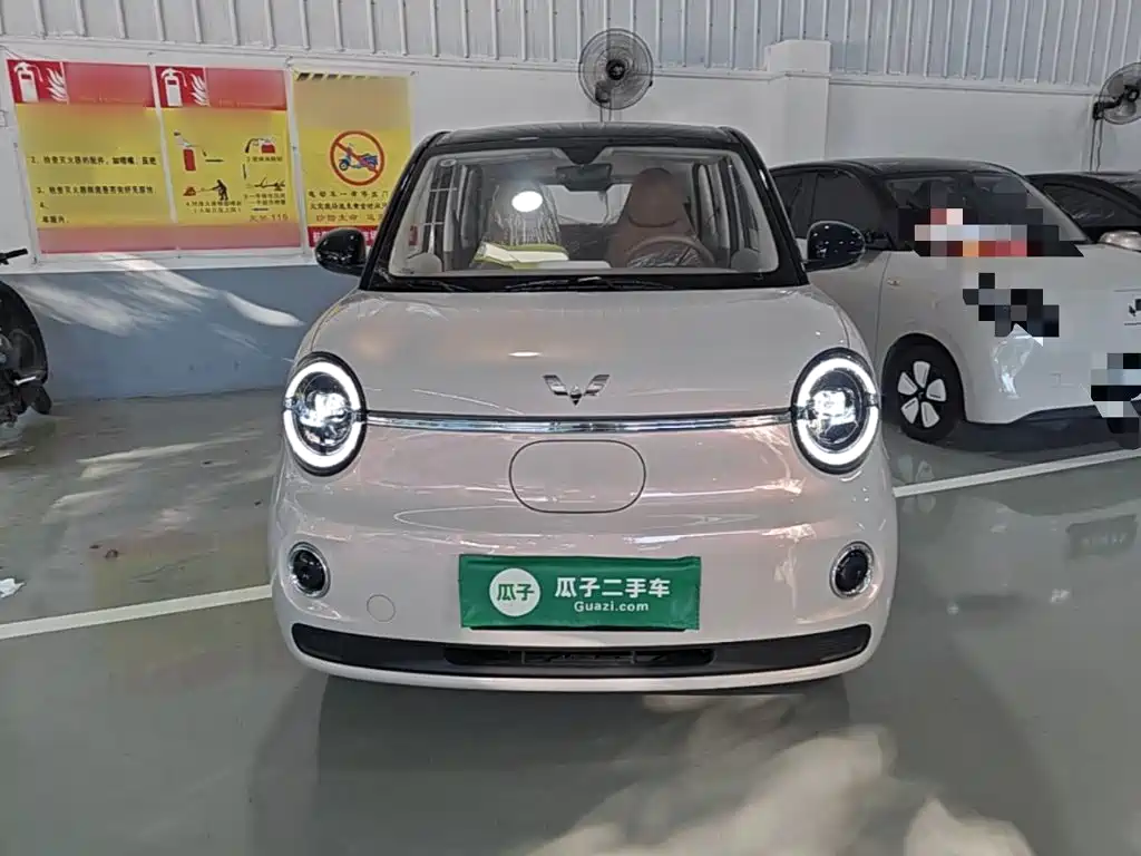 Wuling MINIEV — миниатюра 3