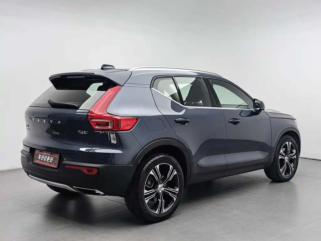 Volvo XC40 — миниатюра 2