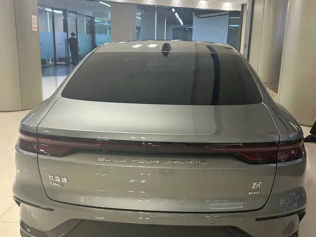 BYD Han — миниатюра 5