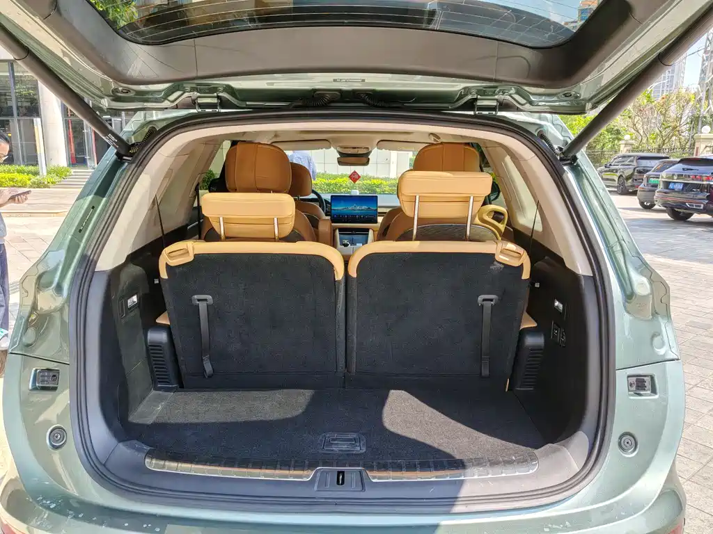 AITO ASK THE WORLD M7