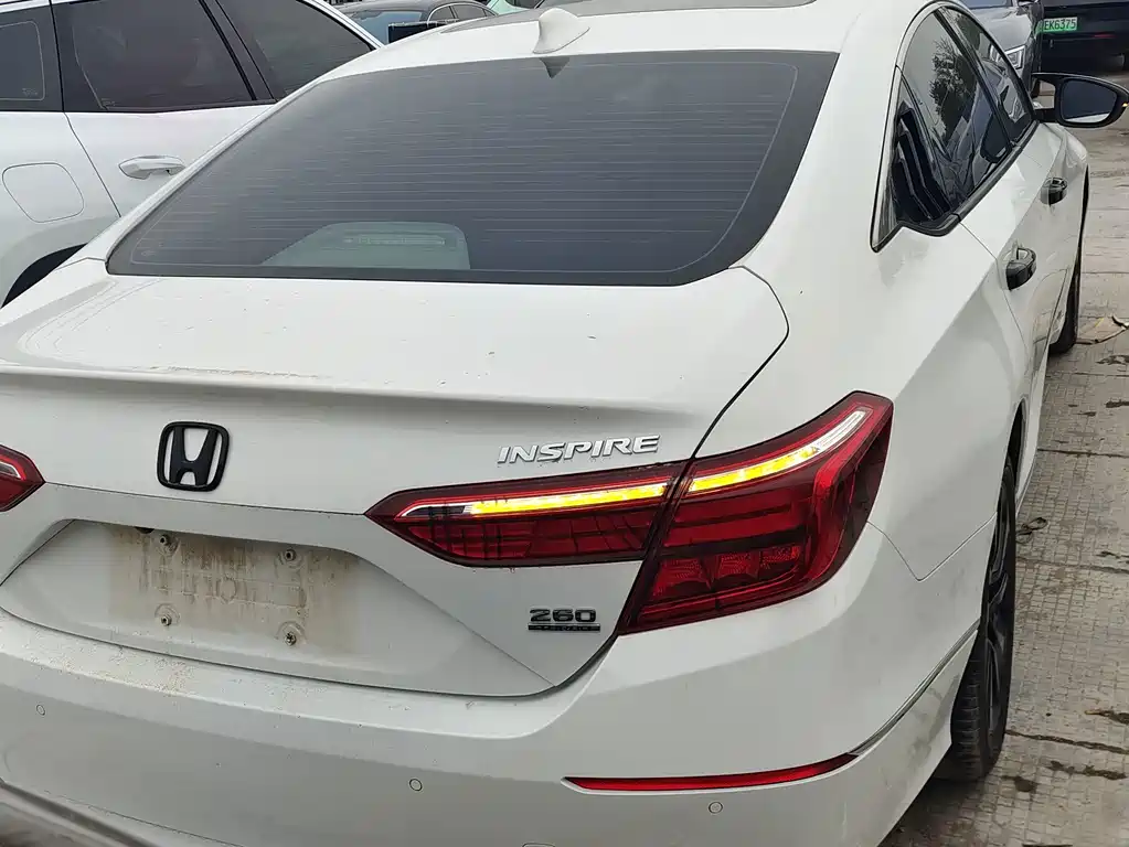 Honda Inspire — миниатюра 8