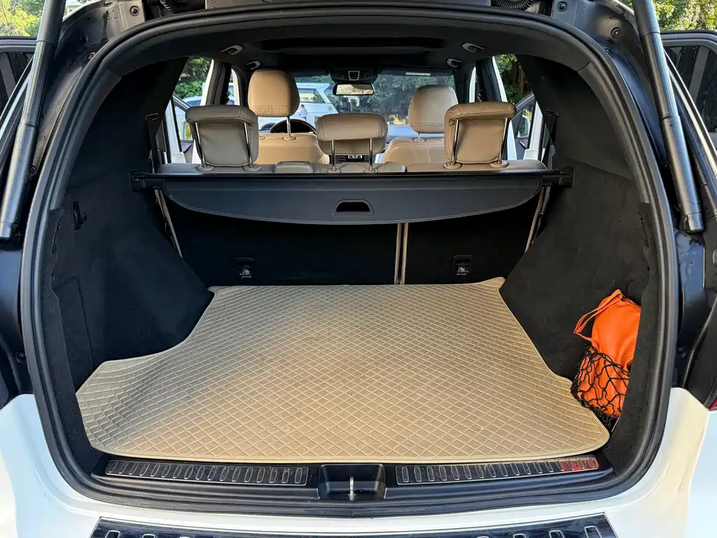 Mercedes-Benz M-Class — миниатюра 12