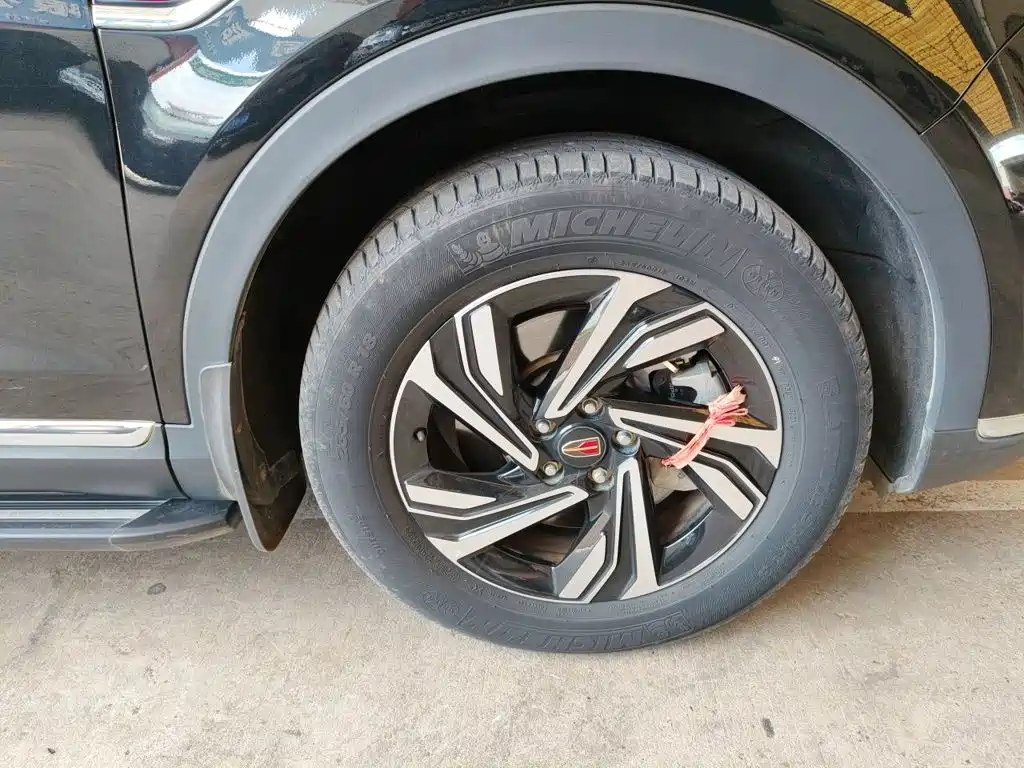 Hongqi Hongqi HS5 — миниатюра 24