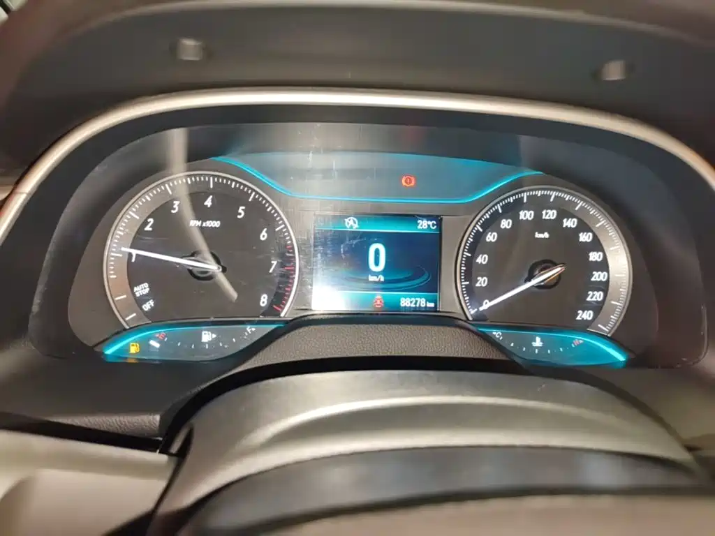 Buick Excelle — миниатюра 12