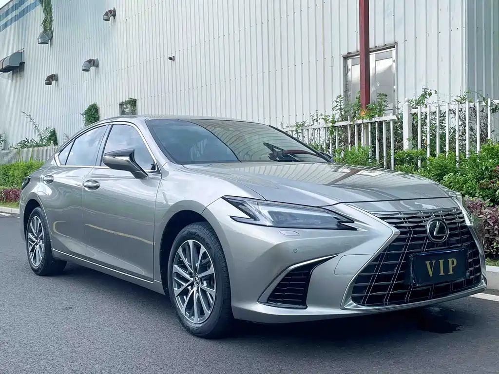 Lexus ES — миниатюра 3