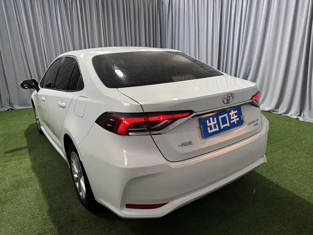 Toyota Corolla — миниатюра 4
