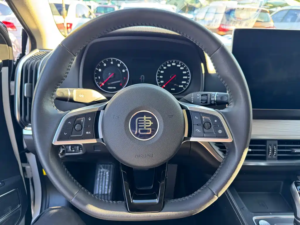 BYD Tang — миниатюра 5