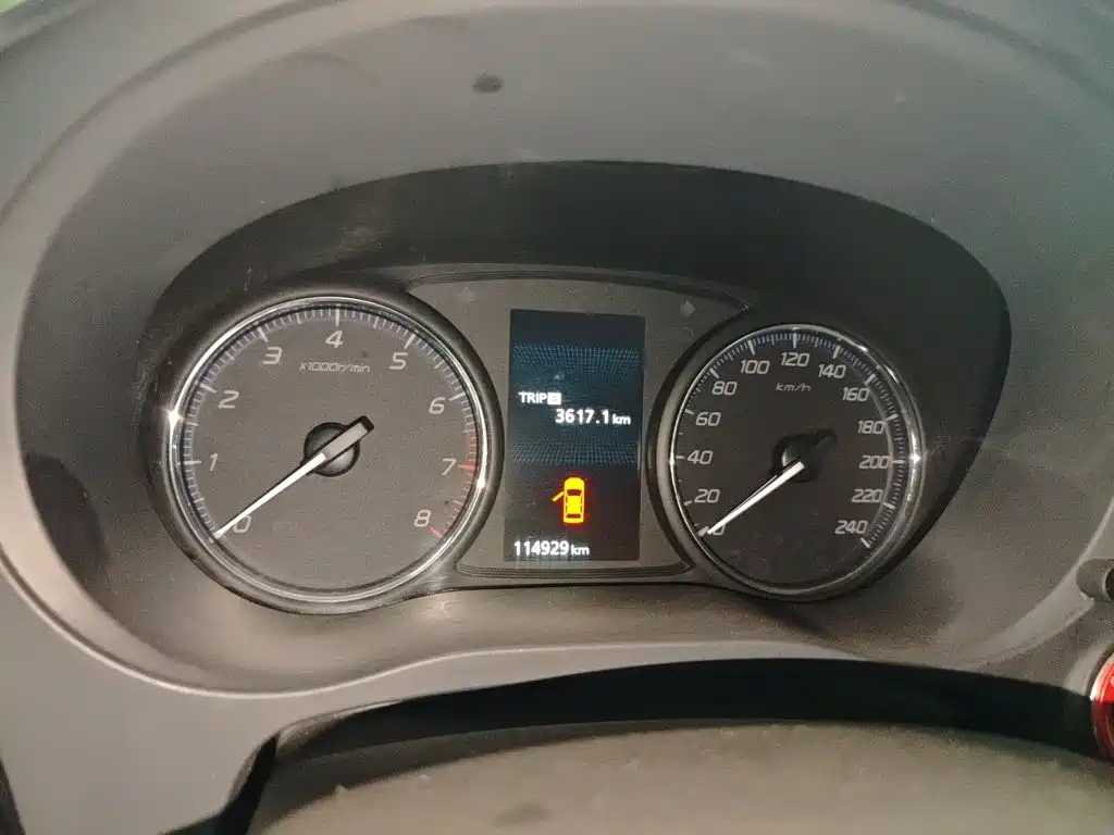 Mitsubishi Outlander — миниатюра 12