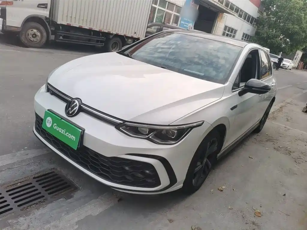 Volkswagen Golf 2022