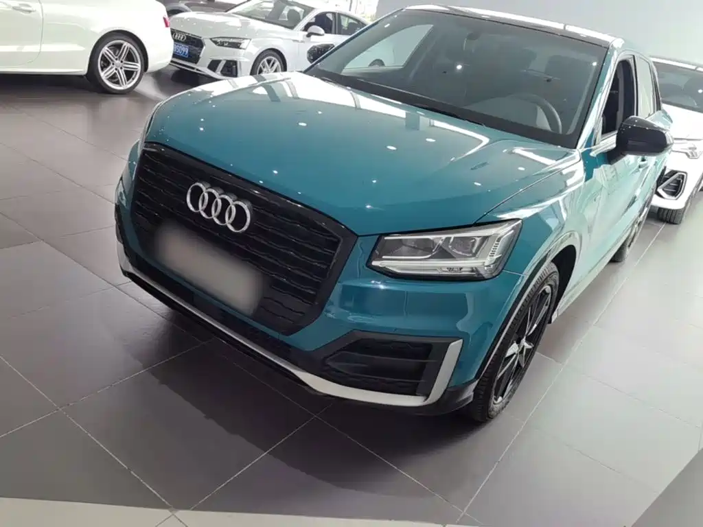 Audi Q2L