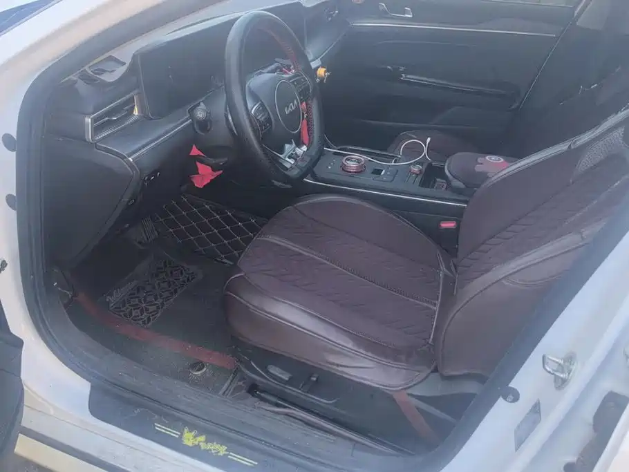 Kia K5 — миниатюра 9