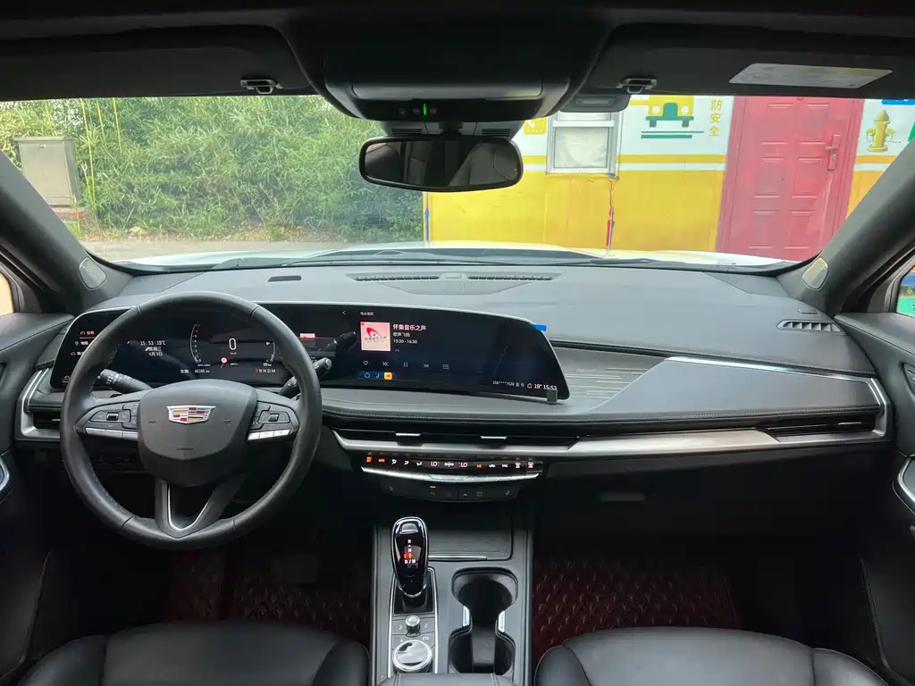 Cadillac XT4 — миниатюра 18
