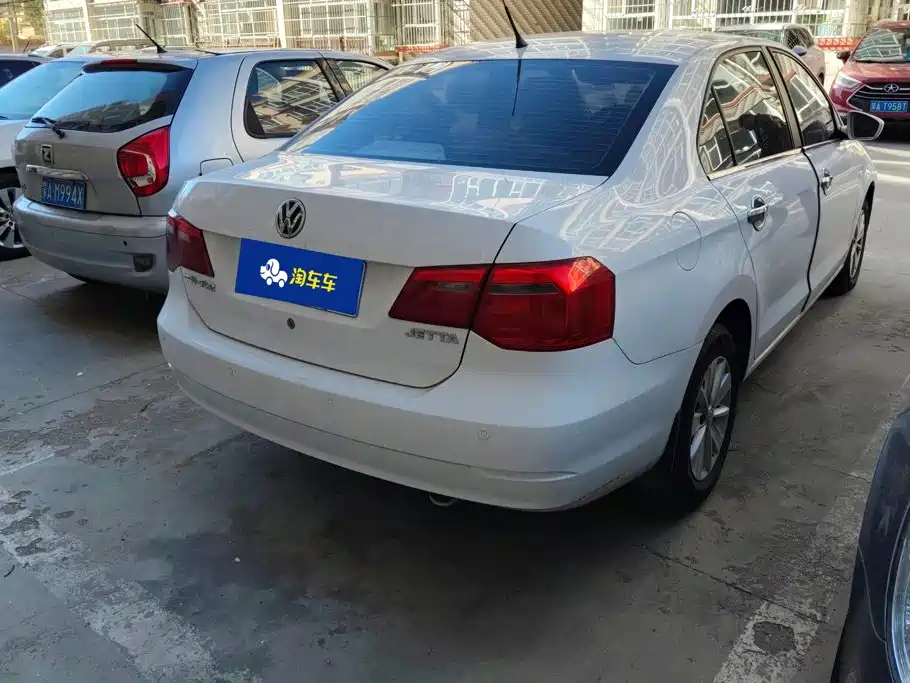Volkswagen Jetta — миниатюра 3