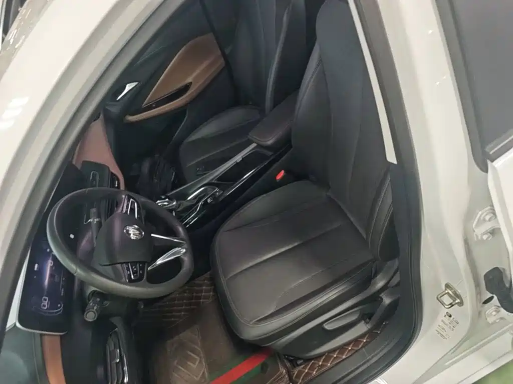 Buick Verano — миниатюра 15