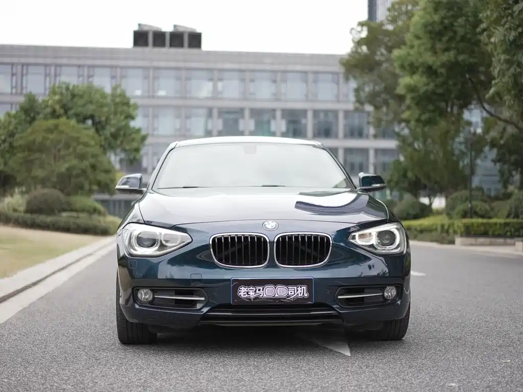BMW 1 Series (Import) — миниатюра 4