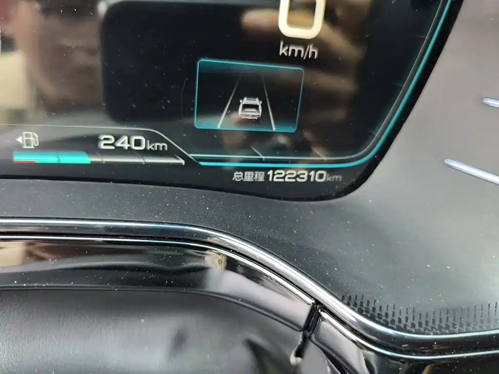 BYD Tang New Energy — миниатюра 13