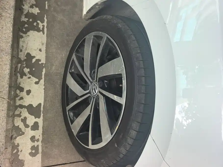 Volkswagen Sagitar — миниатюра 6