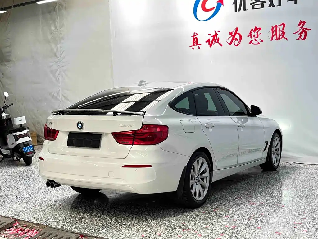 BMW 3 Series GT — миниатюра 18
