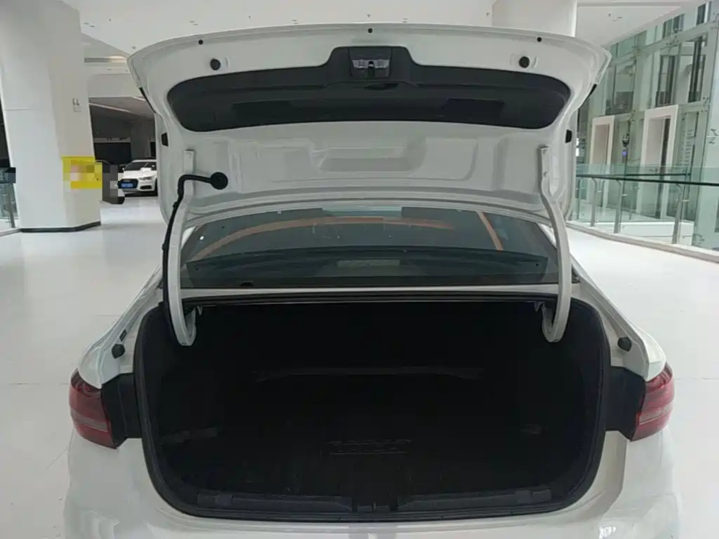 Volkswagen Lavida — миниатюра 19