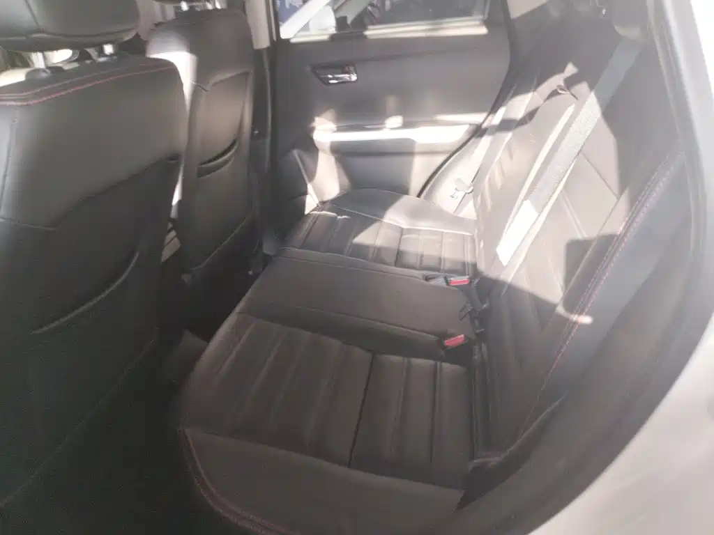 Suzuki Vitara — миниатюра 17