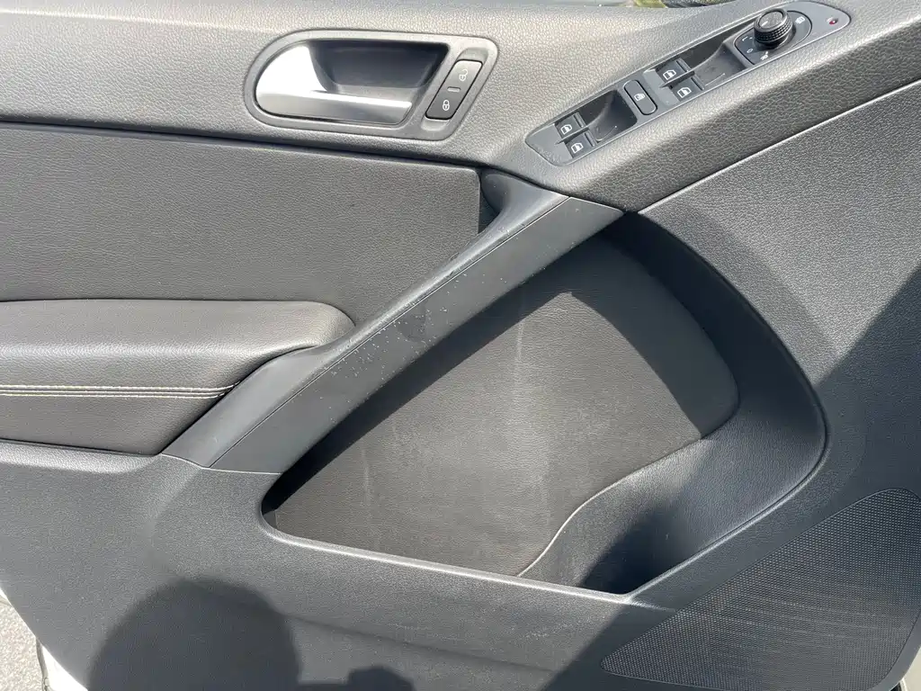 Volkswagen Tiguan — миниатюра 11
