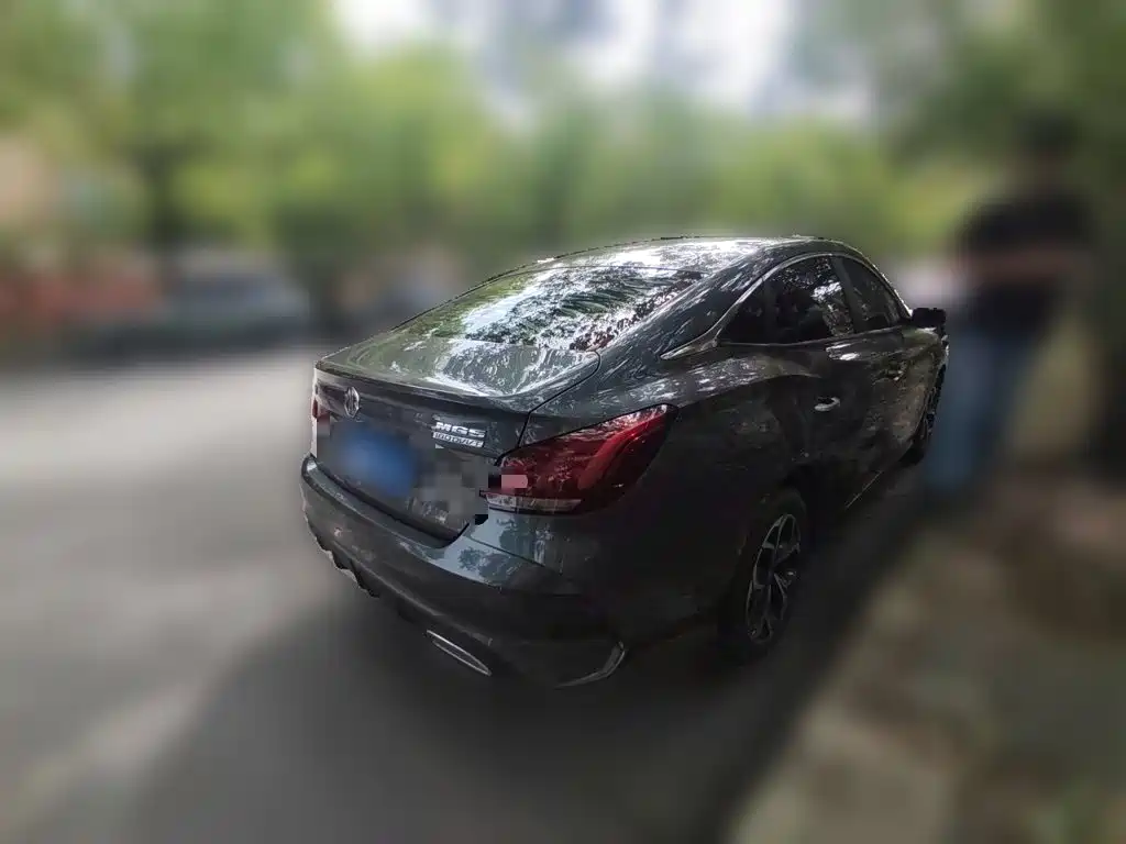 MG MG5 — миниатюра 6
