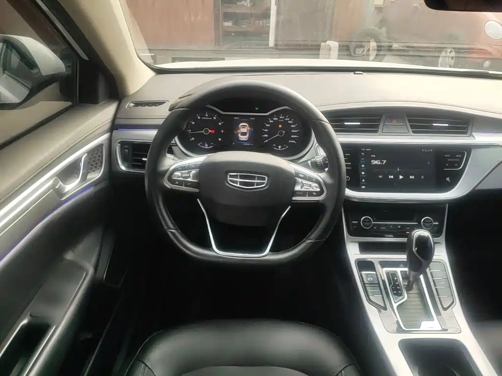 Geely Emgrand GL — миниатюра 11