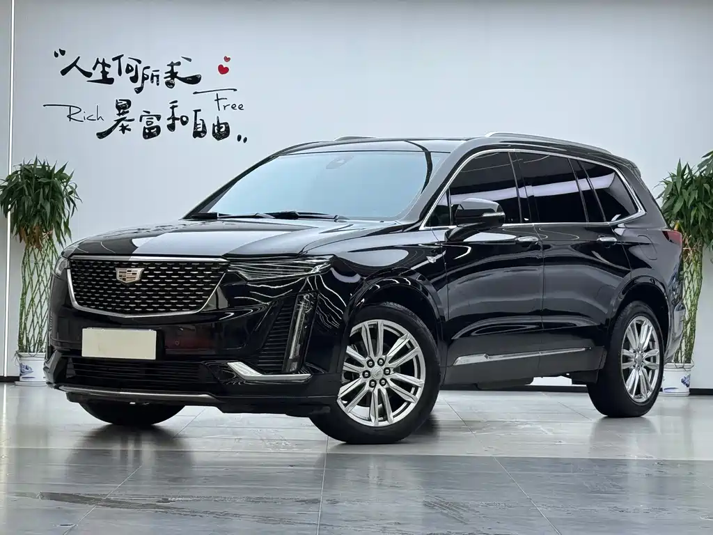 Cadillac XT6