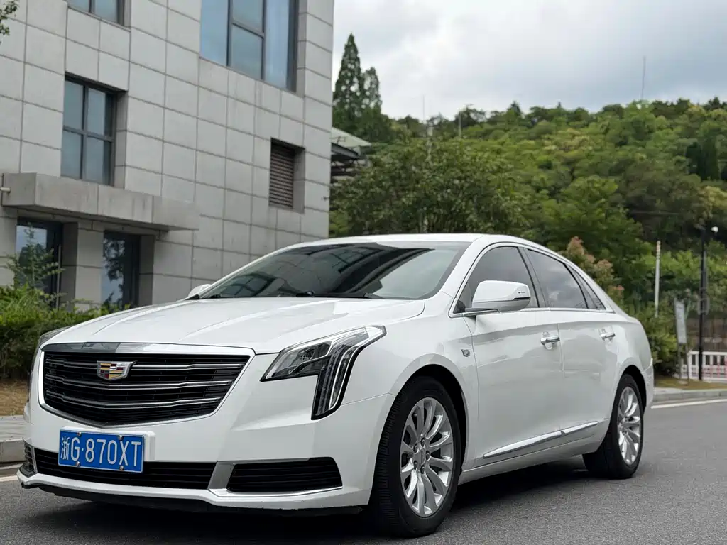 Cadillac XTS