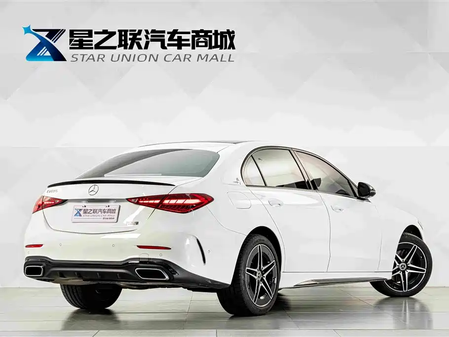 Mercedes-Benz C-Class — миниатюра 6