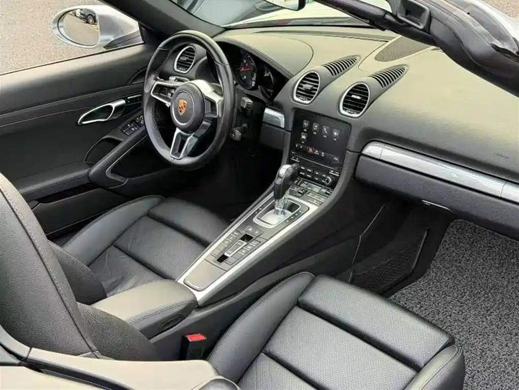 Porsche 718 2018 Boxster 2.0T