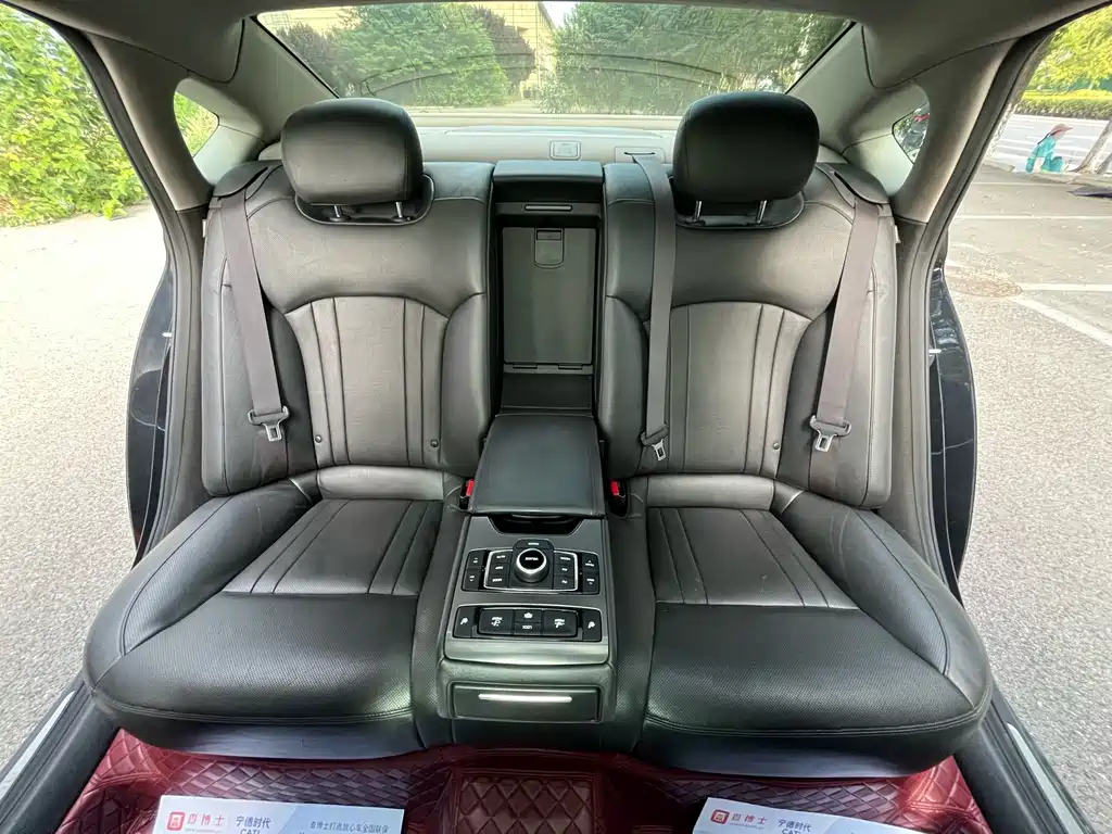 Hyundai Genesis — миниатюра 13