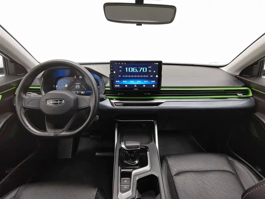 Geely Emgrand 2022 1.8L DHT