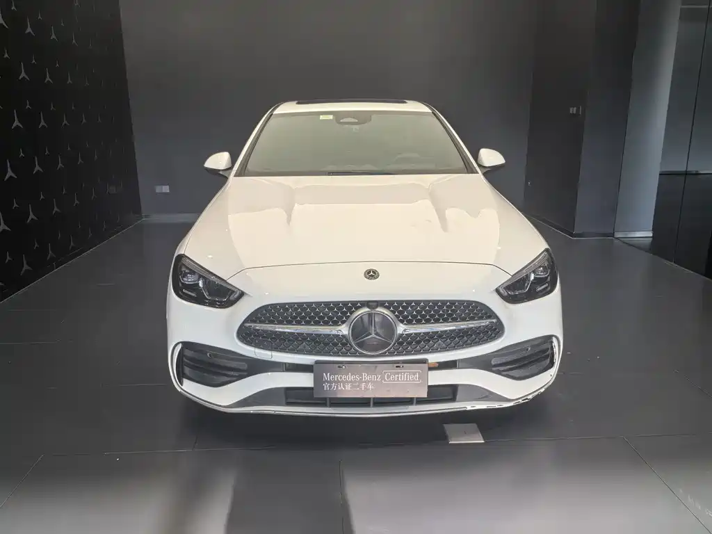 Mercedes-Benz C-Class — миниатюра 2