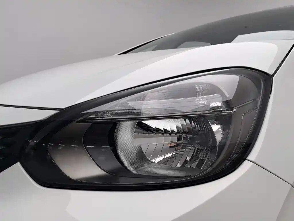 Honda Fit — миниатюра 7