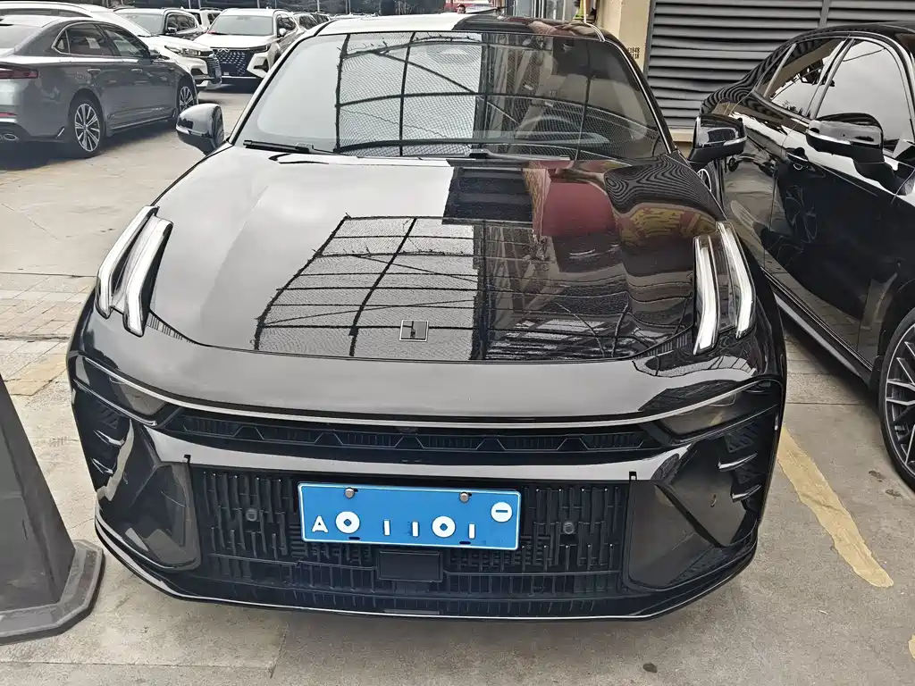 Lynk & Co 03 — миниатюра 2