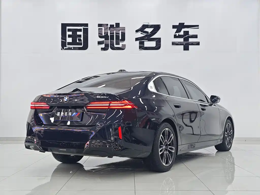 BMW 5 Series 5 2025 530Li Lead M Sport
