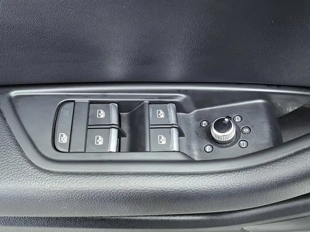 Audi A4L — миниатюра 9