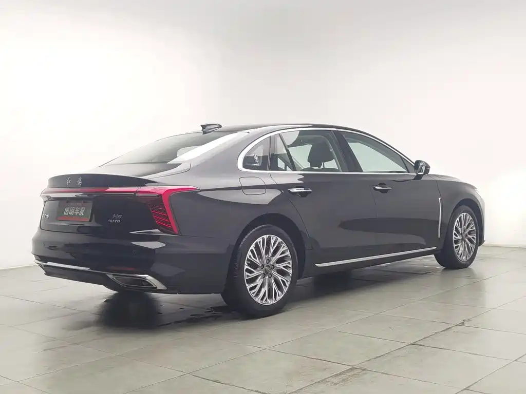 Hongqi Hongqi H5 — миниатюра 2