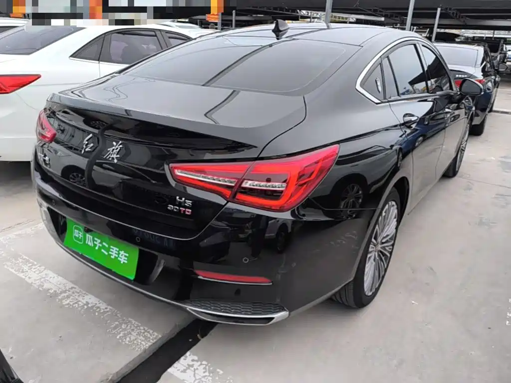 Hongqi Hongqi H5 — миниатюра 7