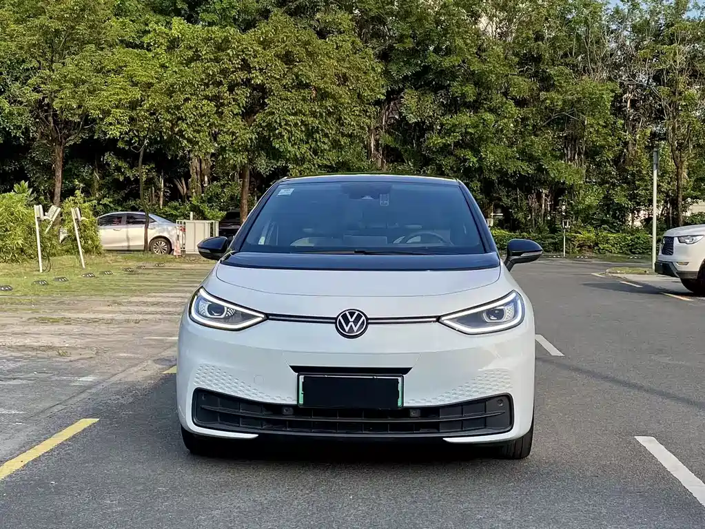 Volkswagen ID.3 — миниатюра 2