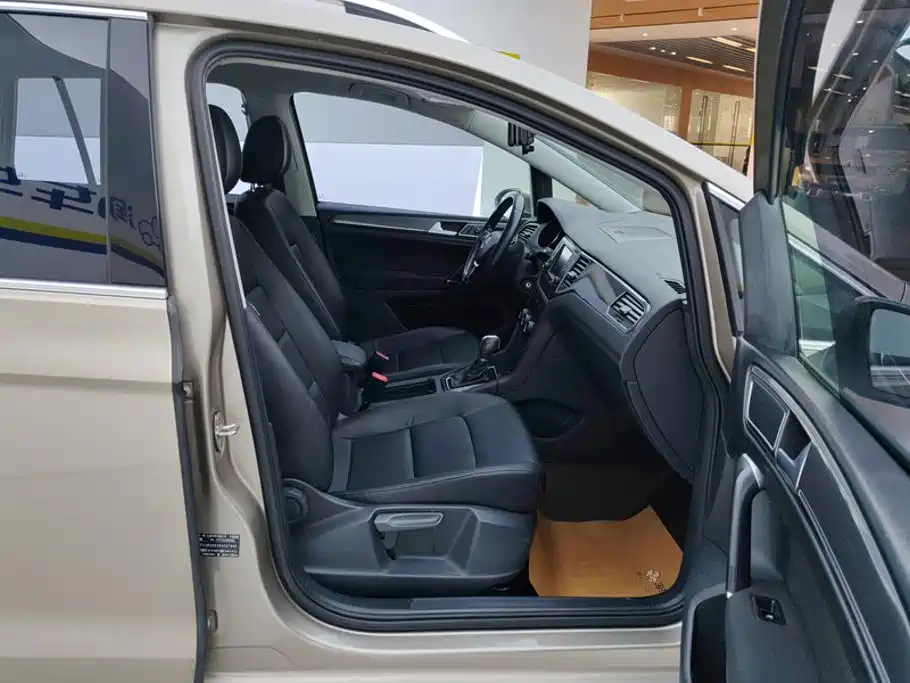 Volkswagen Golf Sportsvan — миниатюра 8