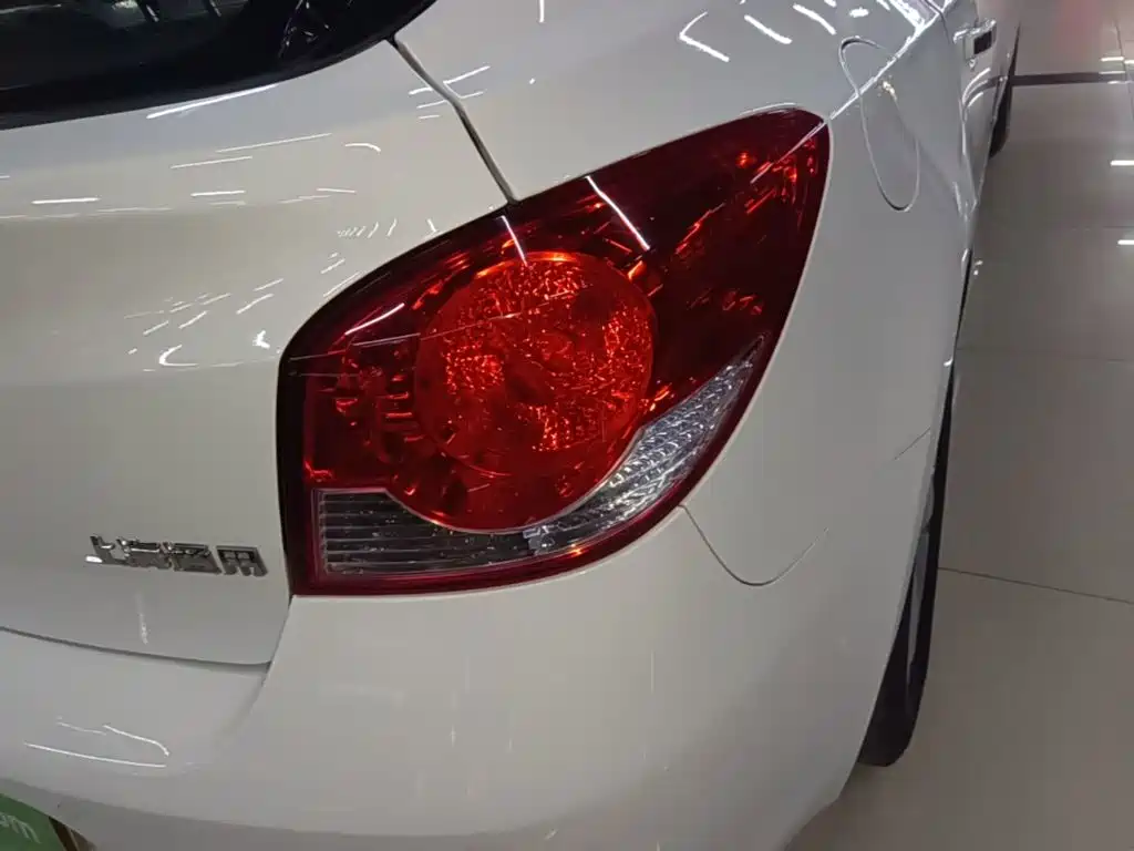 Chevrolet Cruze — миниатюра 8