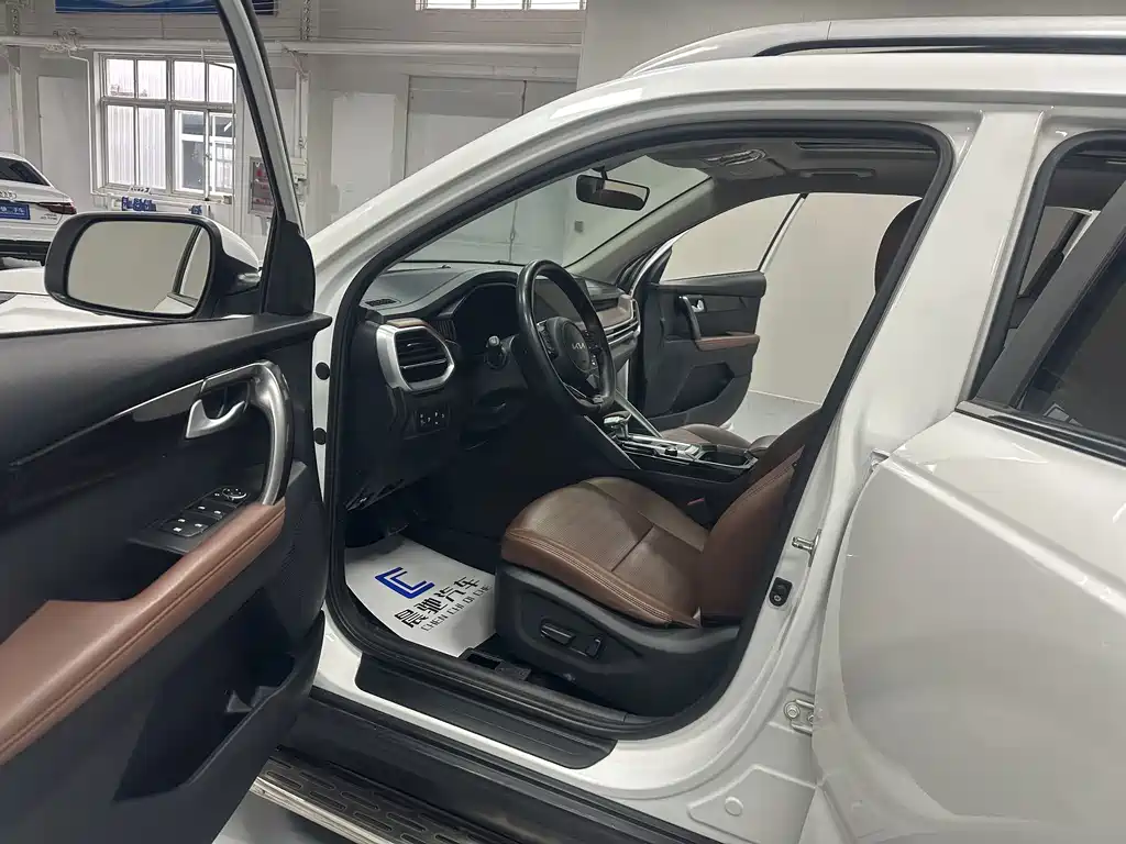 Kia Sportage — миниатюра 11