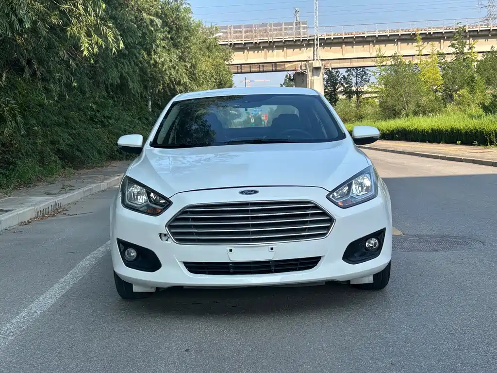Ford Escort — миниатюра 4