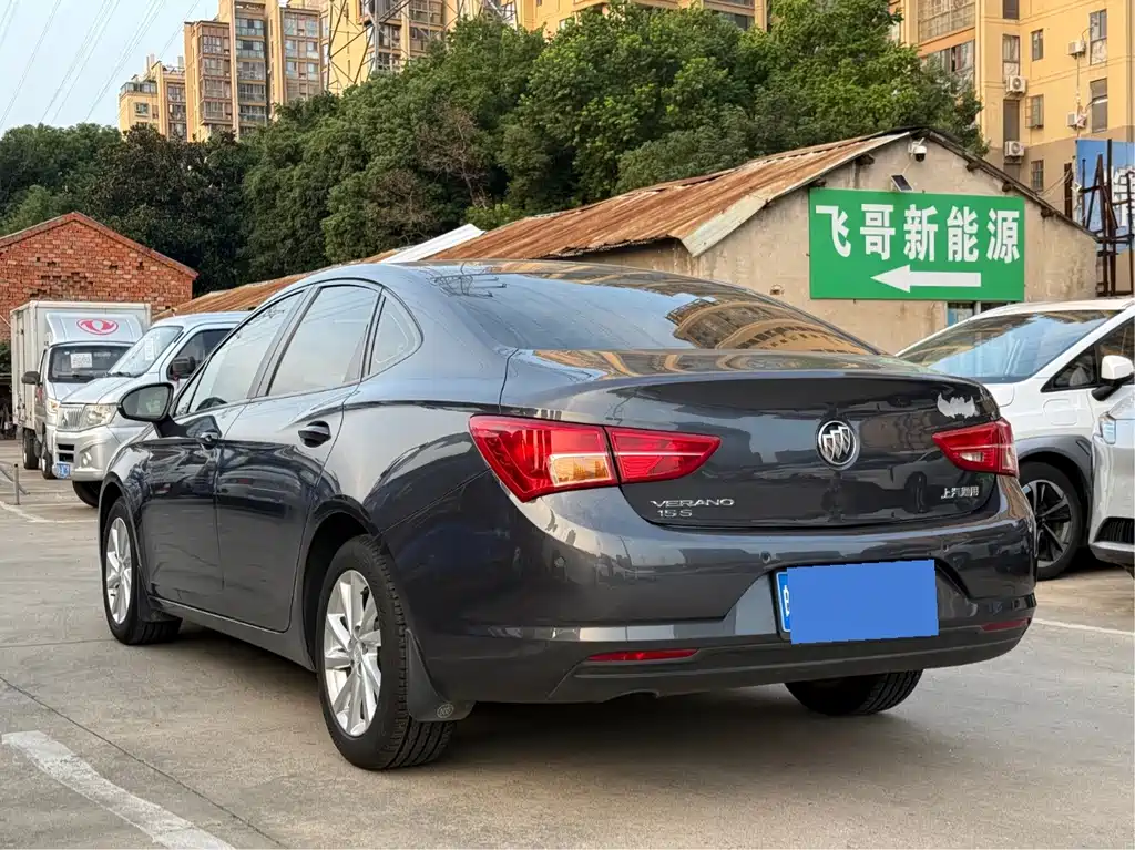 Buick Verano — миниатюра 6