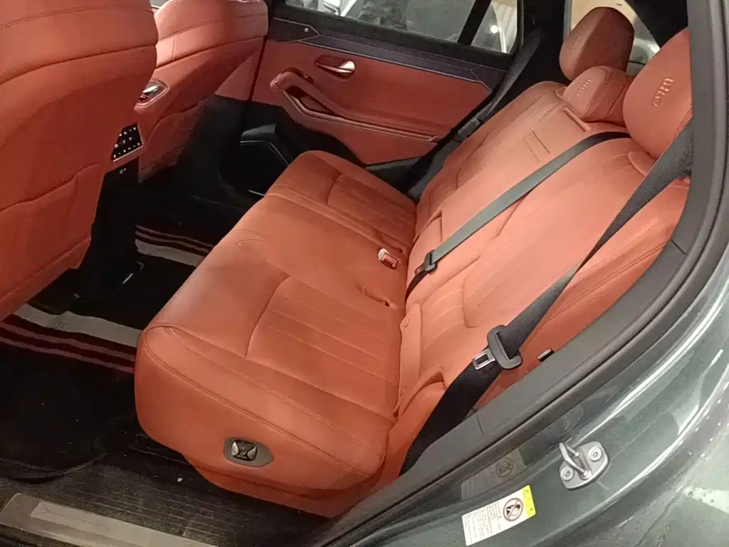 BYD Tang L — миниатюра 17