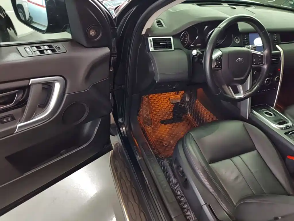 Land Rover Discovery Sport — миниатюра 16