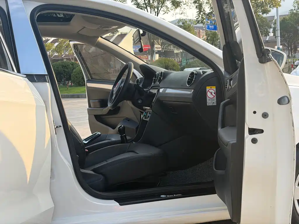 Volkswagen Jetta — миниатюра 11